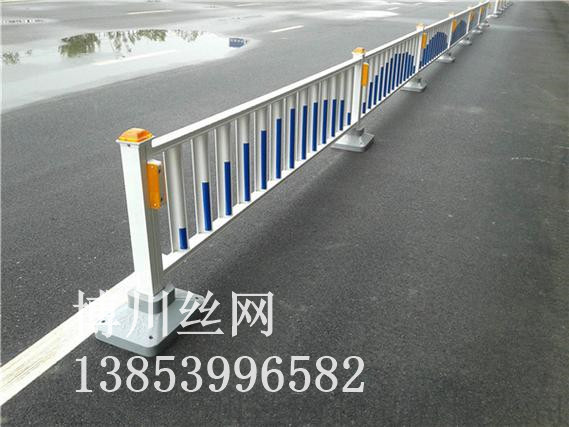 吕梁市市政道路护栏车间护栏 - 一站式服务